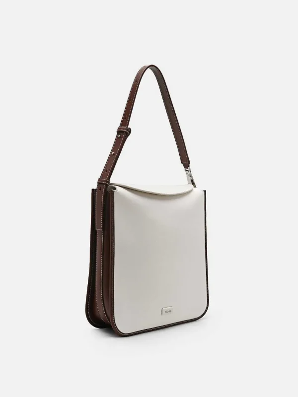 alana_hobo_bag_3-2.webp Alana Hobo Bag<PEDRO Shop