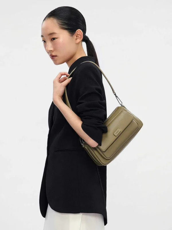 alana_shoulder_bag_1-1.webp Alana Shoulder Bag<PEDRO New