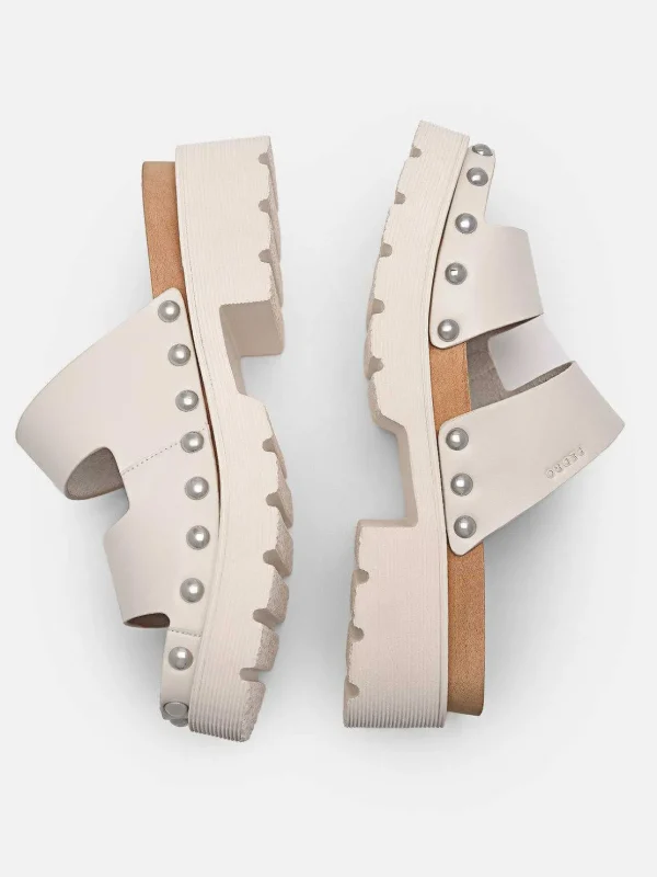 alia_studded_sandals_5.webp Alia Studded Sandals<PEDRO Hot