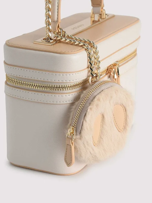 ari_boxy_shoulder_bag_5.webp Ari Boxy Shoulder Bag<PEDRO Store