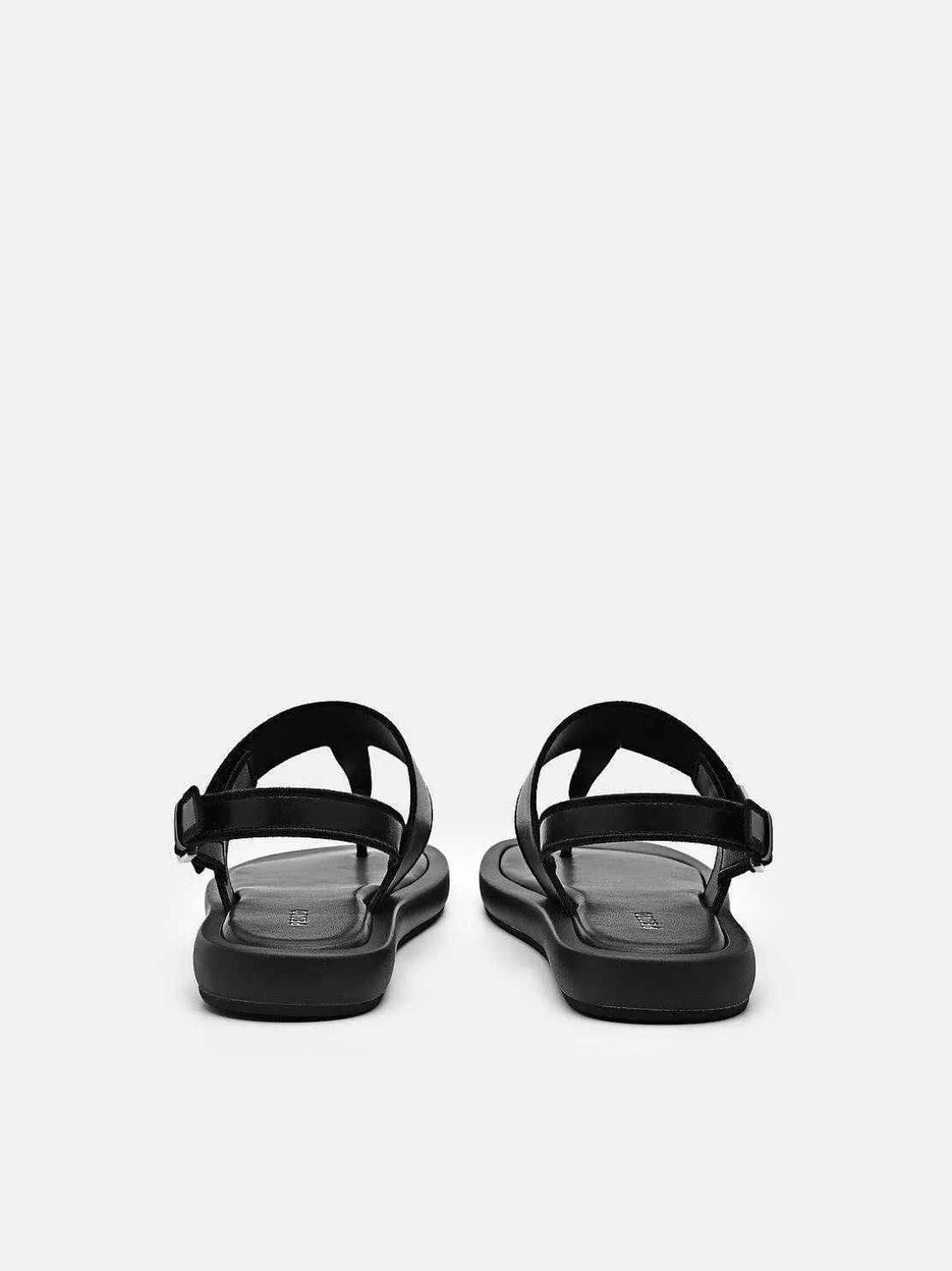 brie_thong_sandals_0.webp Brie Thong Sandals<PEDRO Shop