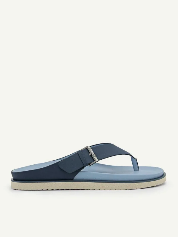 buckle_thong_sandals_0-1.webp Buckle Thong Sandals<PEDRO New
