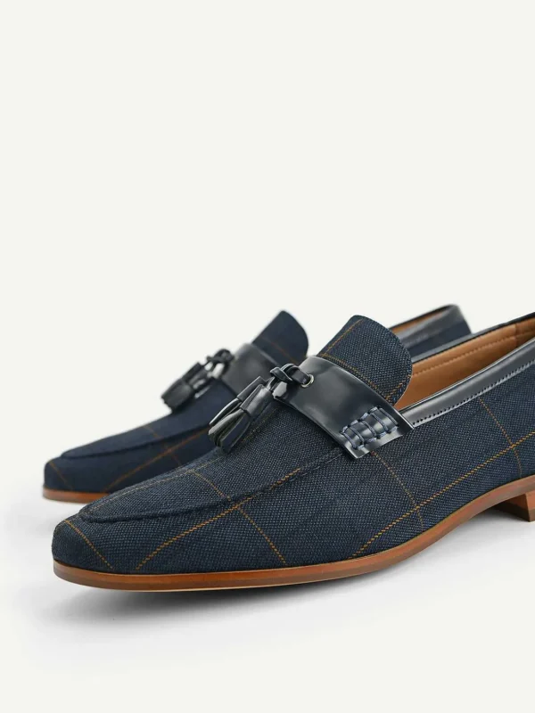 checkered_tasselled_loafe_5.webp Checkered Tasselled Loafers<PEDRO Clearance