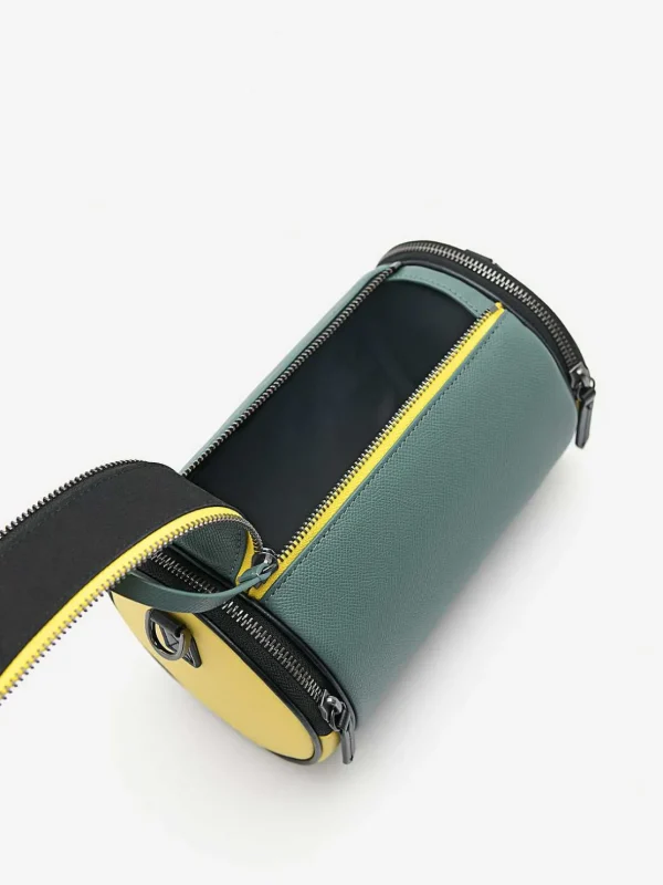 dash_sling_bag_6.webp Dash Sling Bag<PEDRO Online