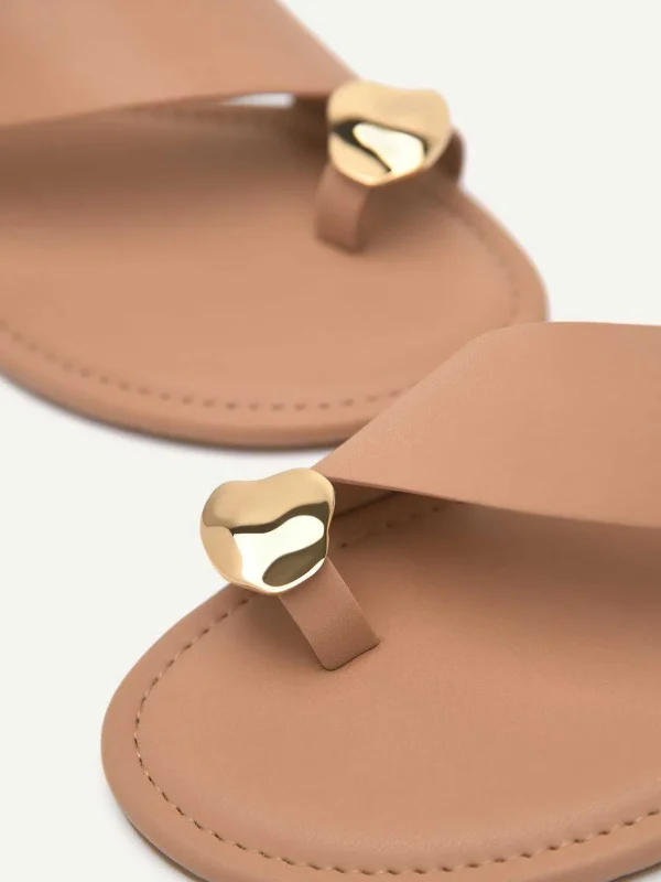 demi_toe_loop_sandals_3.webp Demi Toe Loop Sandals<PEDRO Fashion