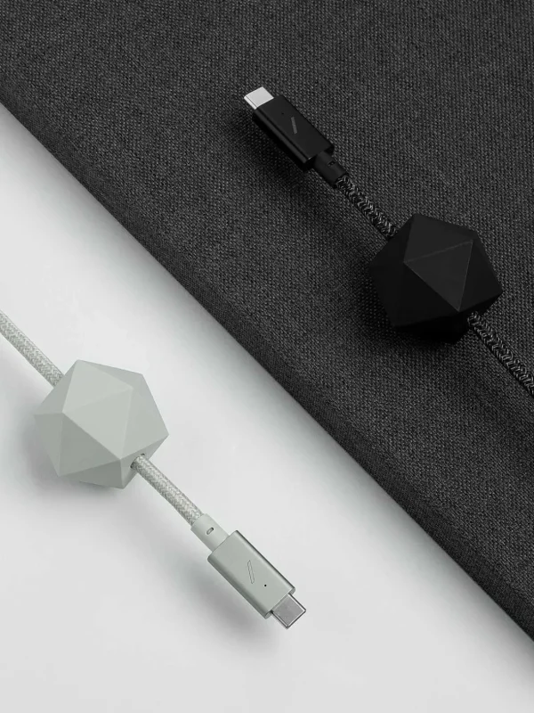 desk_cable_3.webp Desk Cable<PEDRO Clearance