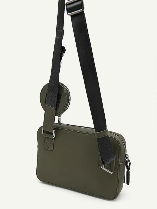 flynn_casual_sling_bag_4.webp Flynn Casual Sling Bag<PEDRO Shop