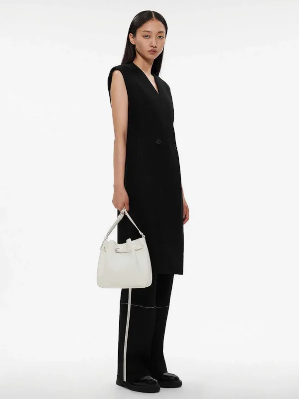 helix_leather_bucket_bag_1.webp Helix Leather Bucket Bag<PEDRO Store