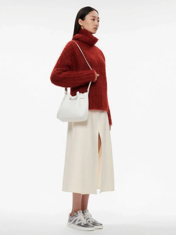 helix_leather_bucket_bag_6.webp Helix Leather Bucket Bag<PEDRO Store