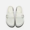 helix_slipon_sandals_5.webp Helix Slip-On Sandals<PEDRO Online