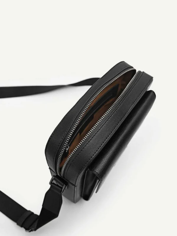 henry_leather_sling_bag_4-1.webp Henry Leather Sling Bag<PEDRO Outlet