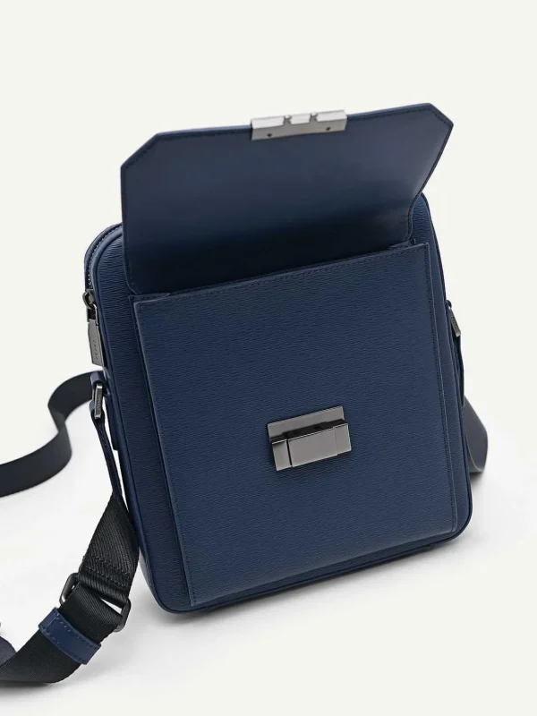 henry_leather_sling_bag_5.webp Henry Leather Sling Bag<PEDRO Outlet