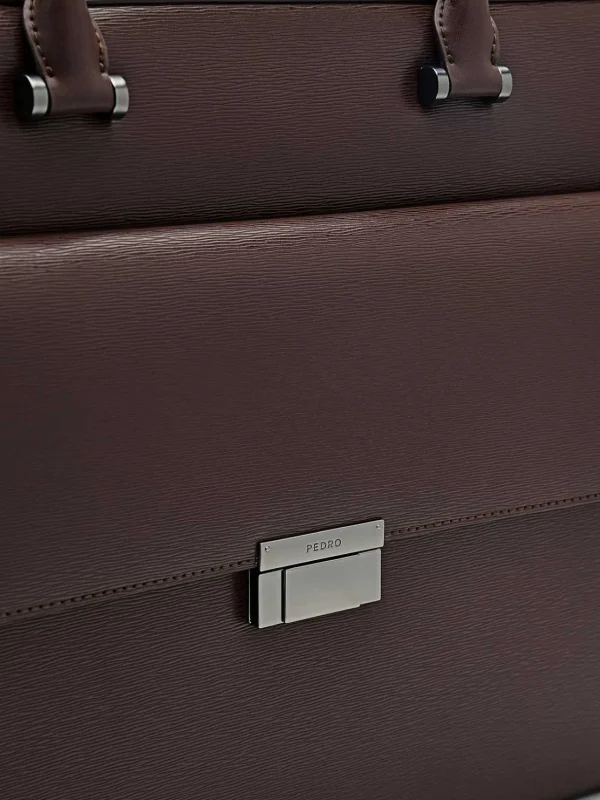 henry_textured_leather_br_3-4.webp Henry Textured Leather Briefcase<PEDRO Cheap