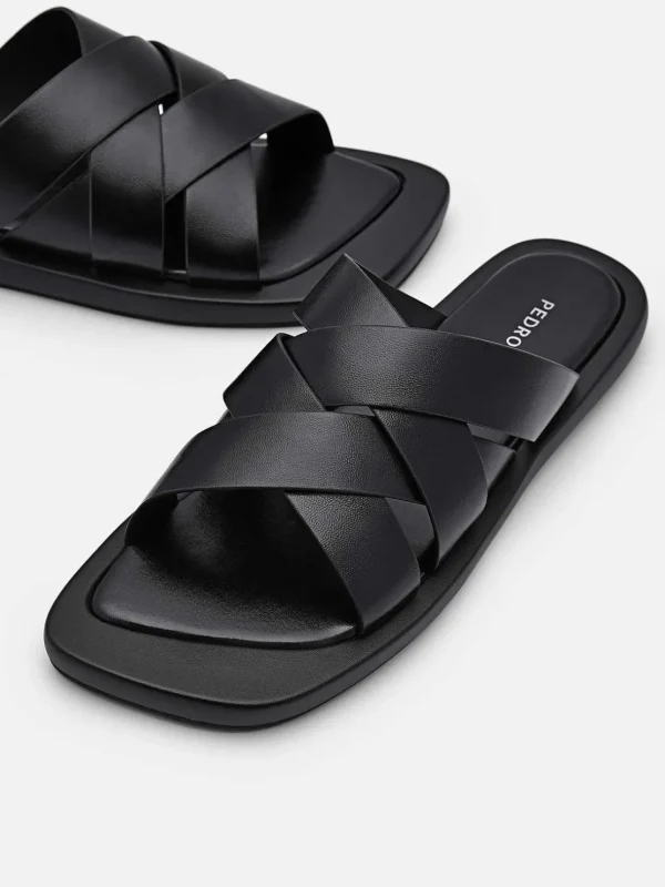 Izzie Flat Sandals<PEDRO Store