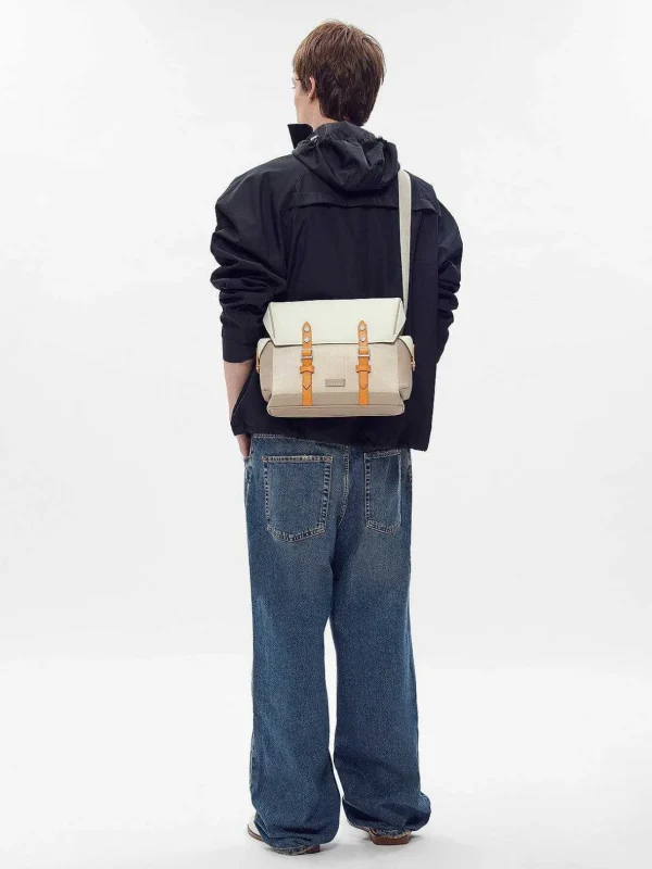 jones_messenger_bag_1-1.webp Jones Messenger Bag<PEDRO Fashion