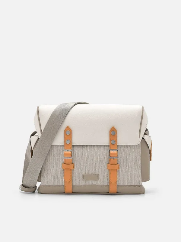 jones_messenger_bag_6-1.webp Jones Messenger Bag<PEDRO Fashion