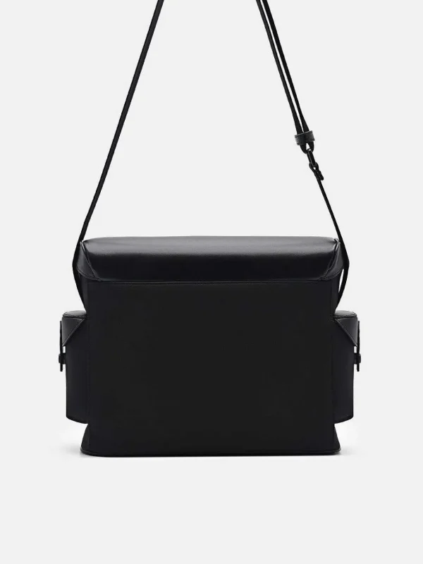 jones_nylon_messenger_bag_4.webp Jones Nylon Messenger Bag<PEDRO Best Sale