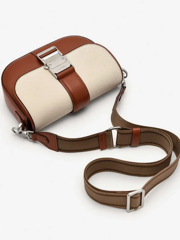 kane_sling_bag_4-2.webp Kane Sling Bag<PEDRO Store
