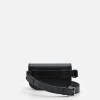 kirk_sling_pouch_0-2.webp Kirk Sling Pouch<PEDRO New