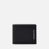 leather_bifold_flip_walle_1-3.webp Leather Bi-Fold Flip Wallet<PEDRO Best