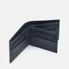 leather_bifold_flip_walle_2-2.webp Leather Bi-Fold Flip Wallet<PEDRO Cheap