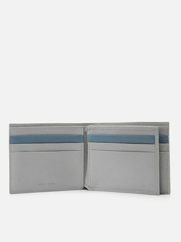 leather_bifold_flip_walle_2.webp Leather Bi-Fold Flip Wallet<PEDRO Best Sale