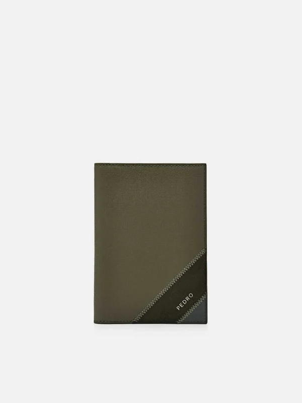 Leather Bi-Fold Passport Holder<PEDRO Cheap