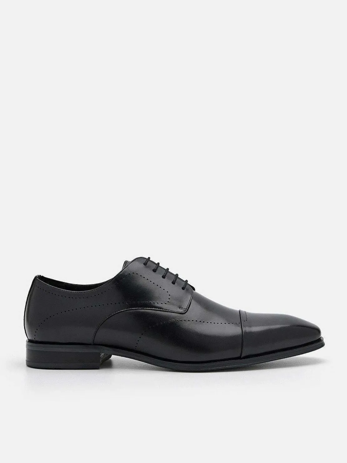 leather_brogue_derby_shoe_0-1.webp Leather Brogue Derby Shoes<PEDRO Fashion