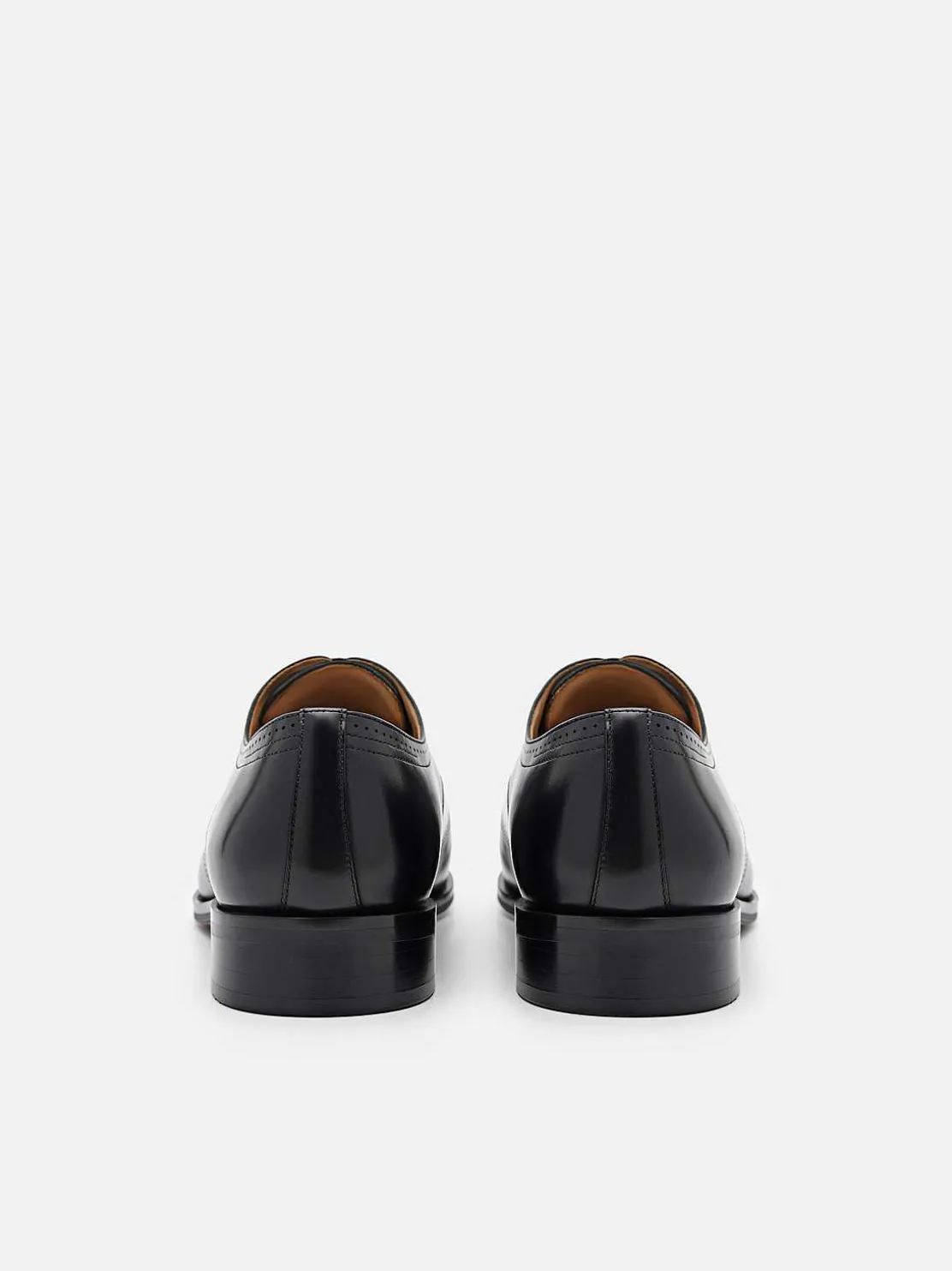 leather_brogue_derby_shoe_0-3.webp Leather Brogue Derby Shoes<PEDRO Online