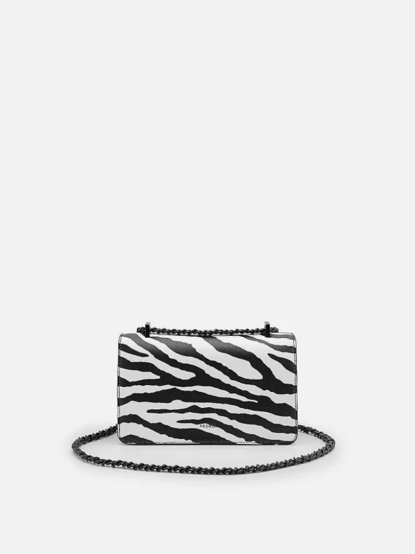 lily_shoulder_bag_1-3.webp Lily Shoulder Bag<PEDRO Shop