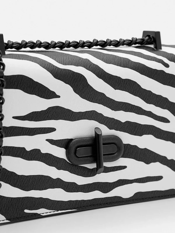lily_shoulder_bag_7-3.webp Lily Shoulder Bag<PEDRO Shop