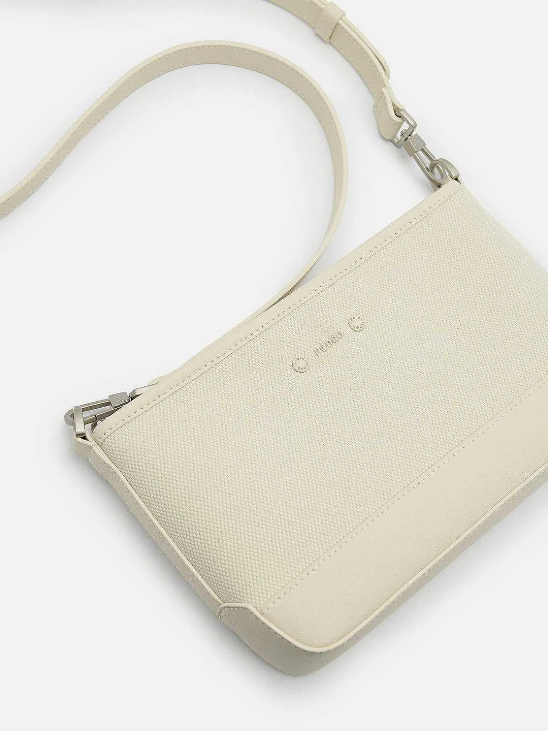 luc_canvas_sling_bag_0.webp Luc Canvas Sling Bag<PEDRO Hot