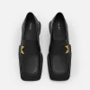 marion_leather_loafers_3-2.webp Marion Leather Loafers<PEDRO Fashion