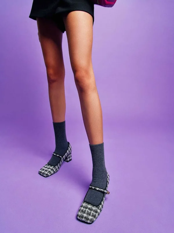 mastaba_heels_5-1.webp Mastaba Heels<PEDRO Flash Sale