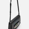mindy_shoulder_bag_3-2.webp Mindy Shoulder Bag<PEDRO Sale