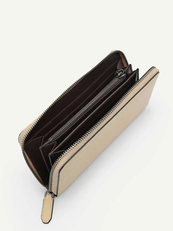 oliver_long_textured_leat_2.webp Oliver Long Textured Leather Wallet<PEDRO Shop
