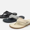 oliver_thong_sandals_2.webp Oliver Thong Sandals<PEDRO Fashion