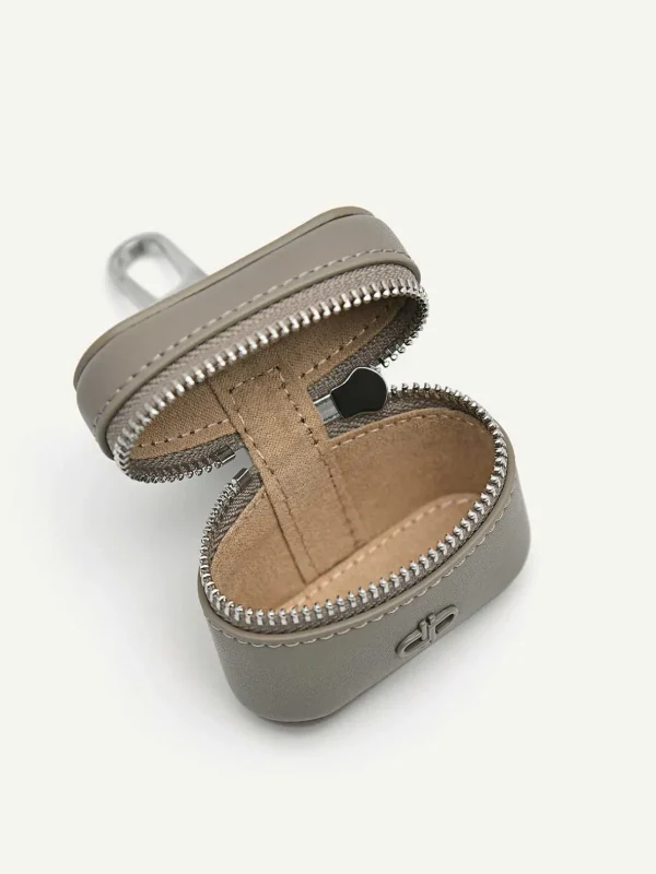 pedro_icon_leather_airpod_2-6.webp Icon Leather Airpod Case<PEDRO Shop