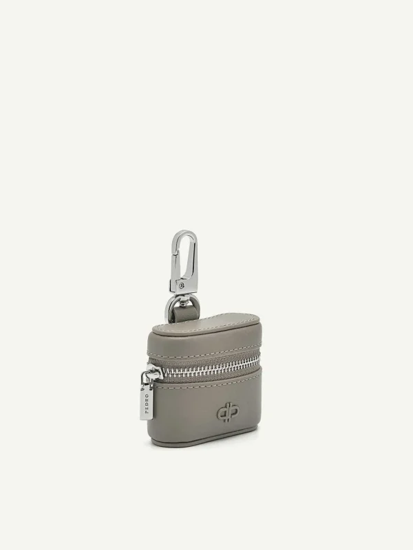 pedro_icon_leather_airpod_3-6.webp Icon Leather Airpod Case<PEDRO Shop