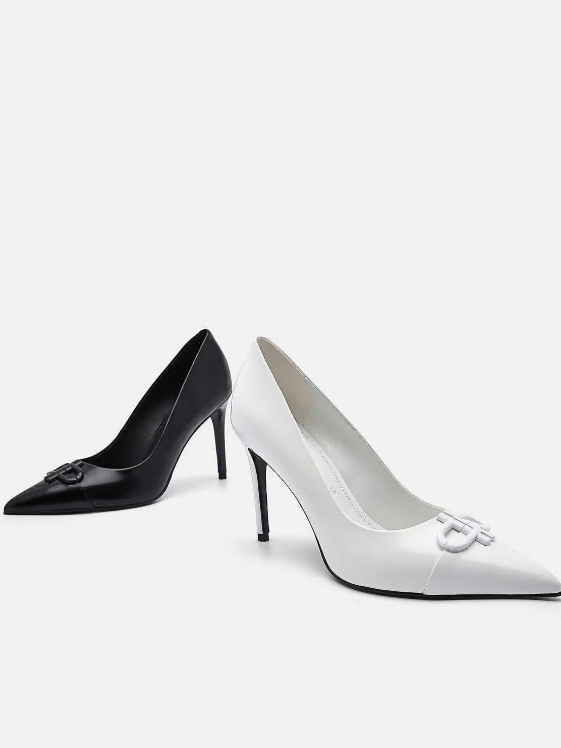 pedro_icon_leather_heel_p_0-1.webp Icon Leather Heel Pumps<PEDRO Outlet