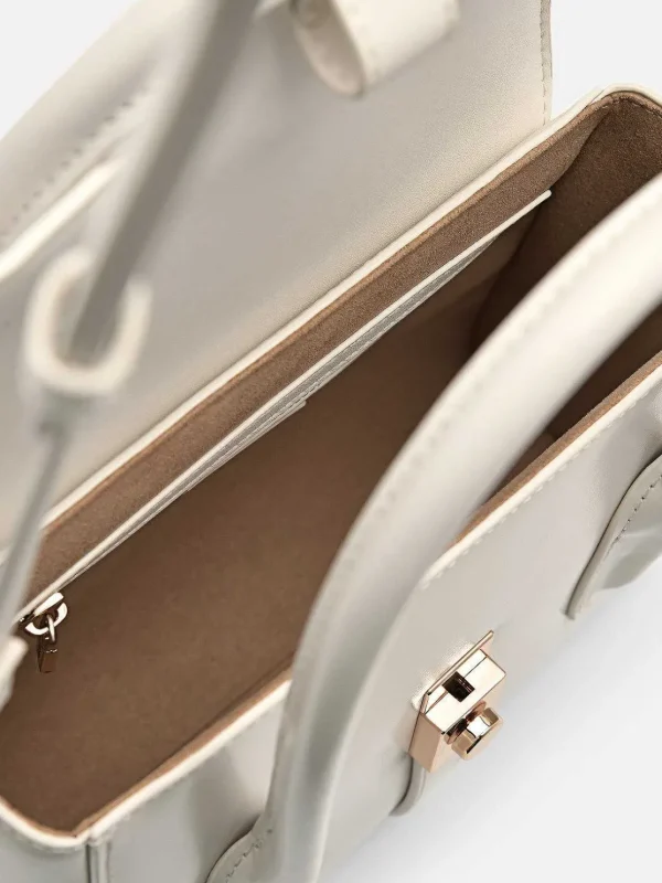 pedro_studio_farida_leath_7-8.webp Studio Farida Leather Compact Handbag<PEDRO Outlet
