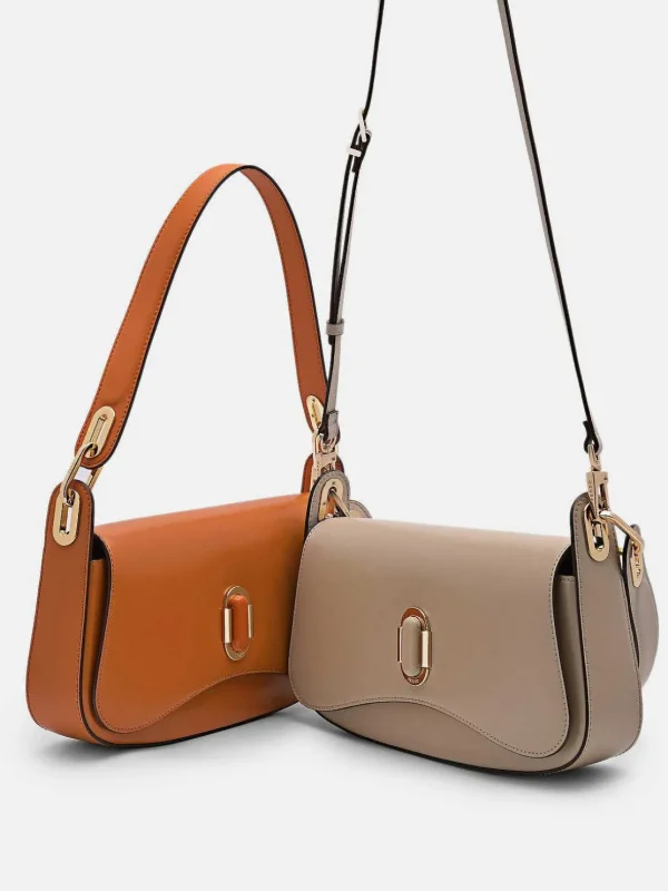 pedro_studio_rift_leather_5-6.webp Studio Rift Leather Shoulder Bag<PEDRO Cheap