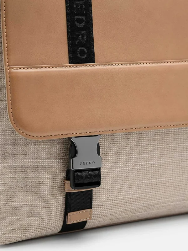 rigby_messenger_bag_3.webp Rigby Messenger Bag<PEDRO Outlet