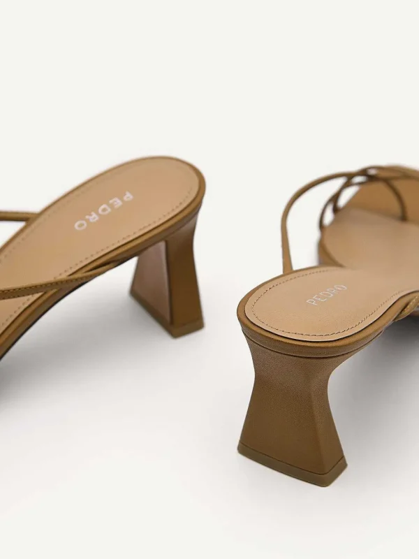 strappy_toe_loop_heel_san_4-2.webp Strappy Toe Loop Heel Sandals<PEDRO Store