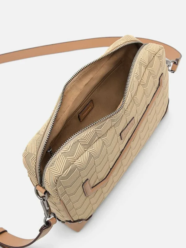 taper_canvas_sling_bag_4.webp Taper Canvas Sling Bag<PEDRO New