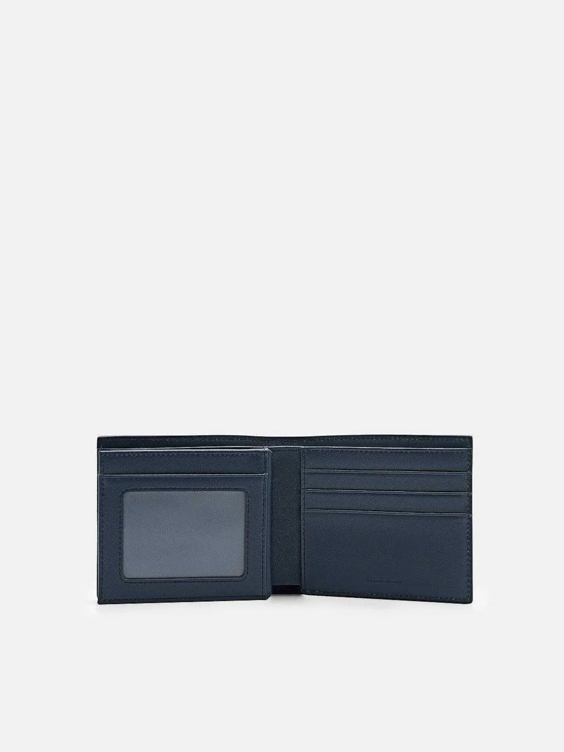 textured_leather_wallet_0.webp Textured Leather Wallet<PEDRO New