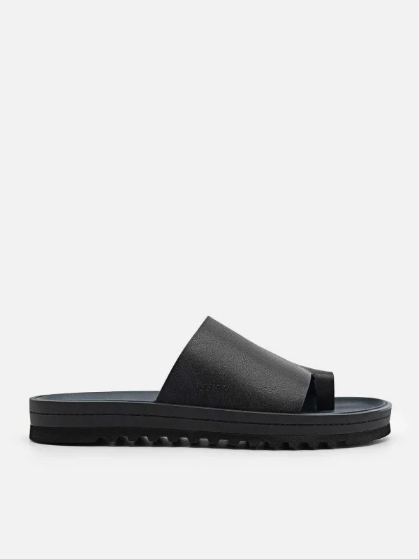toe_ring_sandals_1-2.webp Toe Ring Sandals<PEDRO Shop