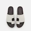 toe_ring_sandals_3.webp Toe Ring Sandals<PEDRO Outlet