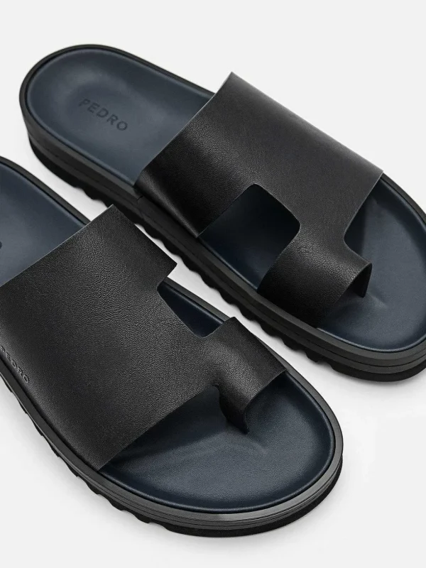 toe_ring_sandals_3-2.webp Toe Ring Sandals<PEDRO Shop