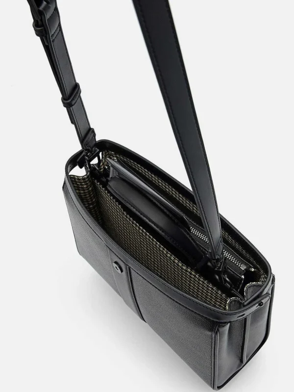 truman_sling_bag_3-2.webp Truman Sling Bag<PEDRO Hot